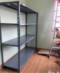 Kệ sắt 4 tầng: cao 1,5m x dài 1,5m x rộng 0,5m