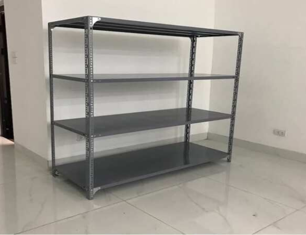 Nên chọn kích thước kệ sắt 4 tầng như thế nào?