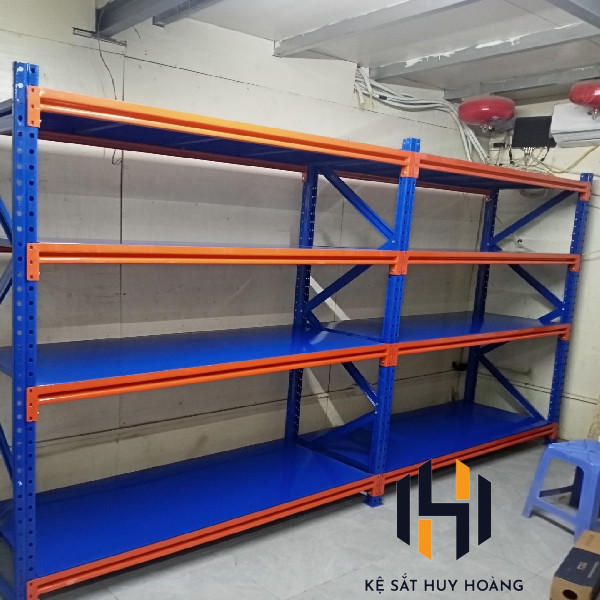 Kệ kho hàng trung tải: cao 2000 x dài 2940 x rộng 600 x 4 tầng