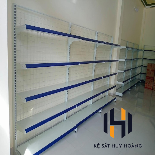 Kệ để hàng siêu thị mang tới nhiều lợi ích cho người dùng